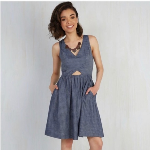 ModCloth chambray polka dot dress - Picture 2 of 3